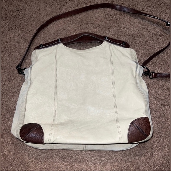 Burberry Leather Handbag (missing crossbody belt) - Picture 3 of 10